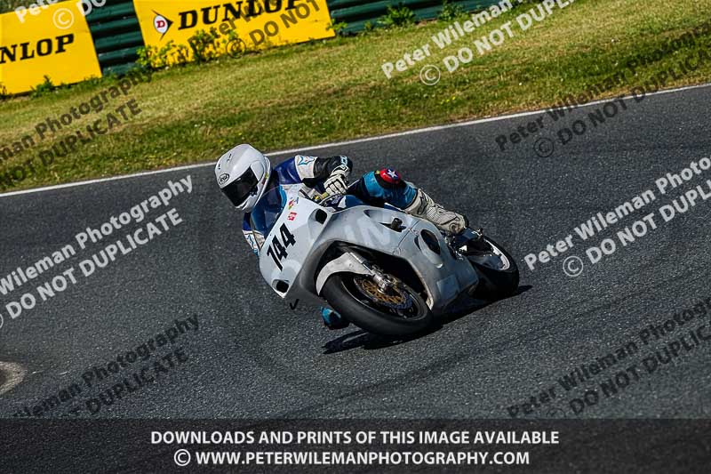 enduro digital images;event digital images;eventdigitalimages;mallory park;mallory park photographs;mallory park trackday;mallory park trackday photographs;no limits trackdays;peter wileman photography;racing digital images;trackday digital images;trackday photos